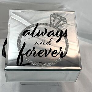 NWOT “Always and Forever” Mirrored Jewelry/Trinket Box